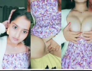 Cute Desi Girl Shows her Boobs and Pussy